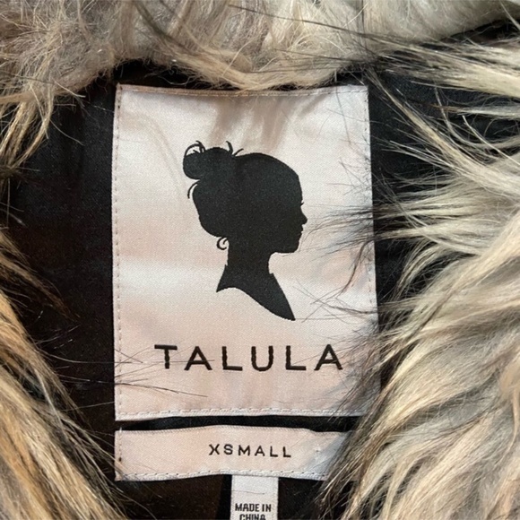 Talula for Aritzia vegan fur vest Size XS - Picture 10 of 12